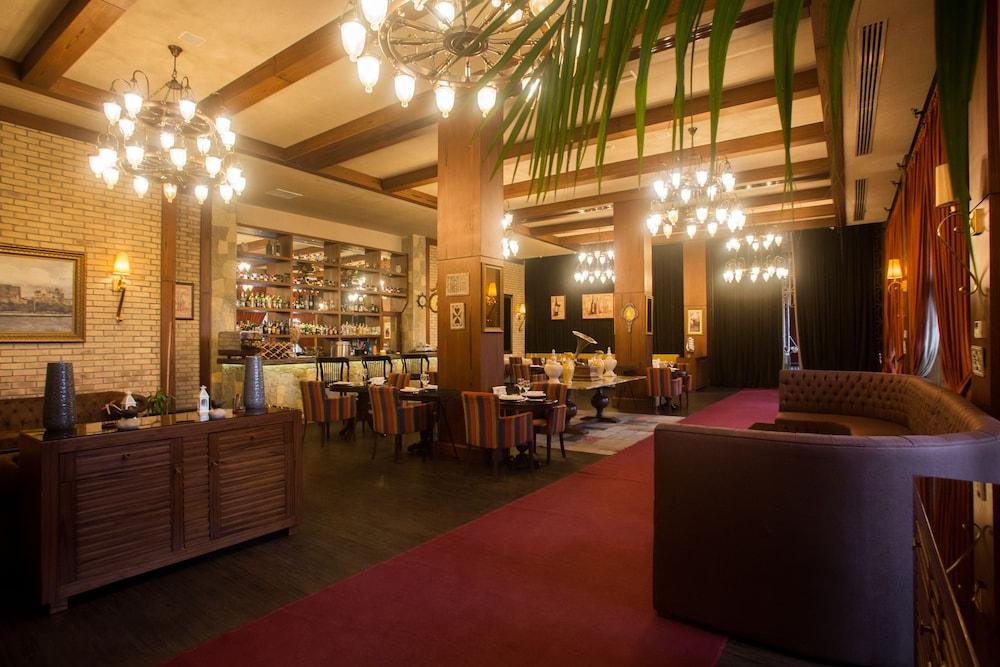 Sapphire Marine Hotel Baku Bagian luar foto