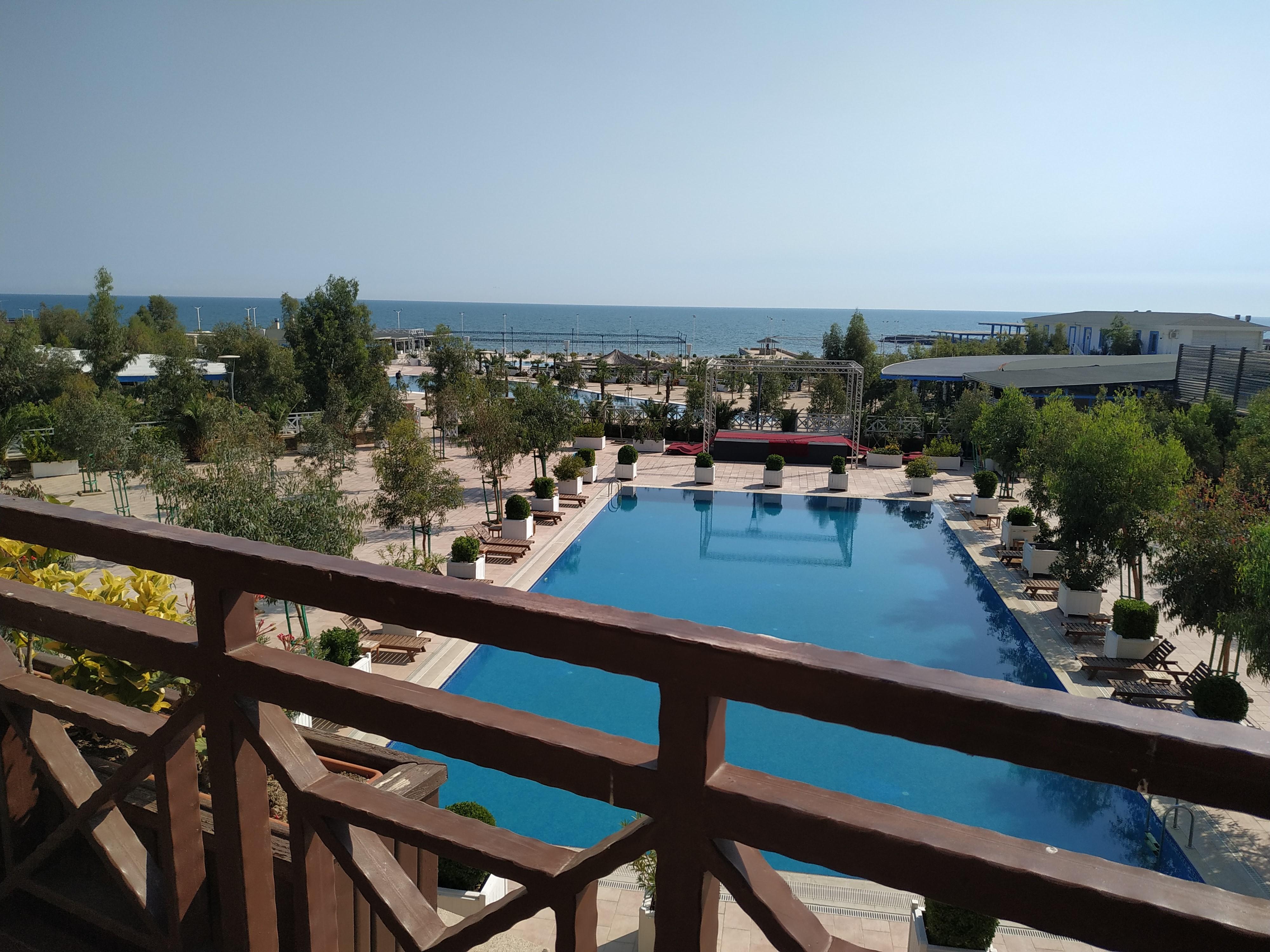 Sapphire Marine Hotel Baku Bagian luar foto
