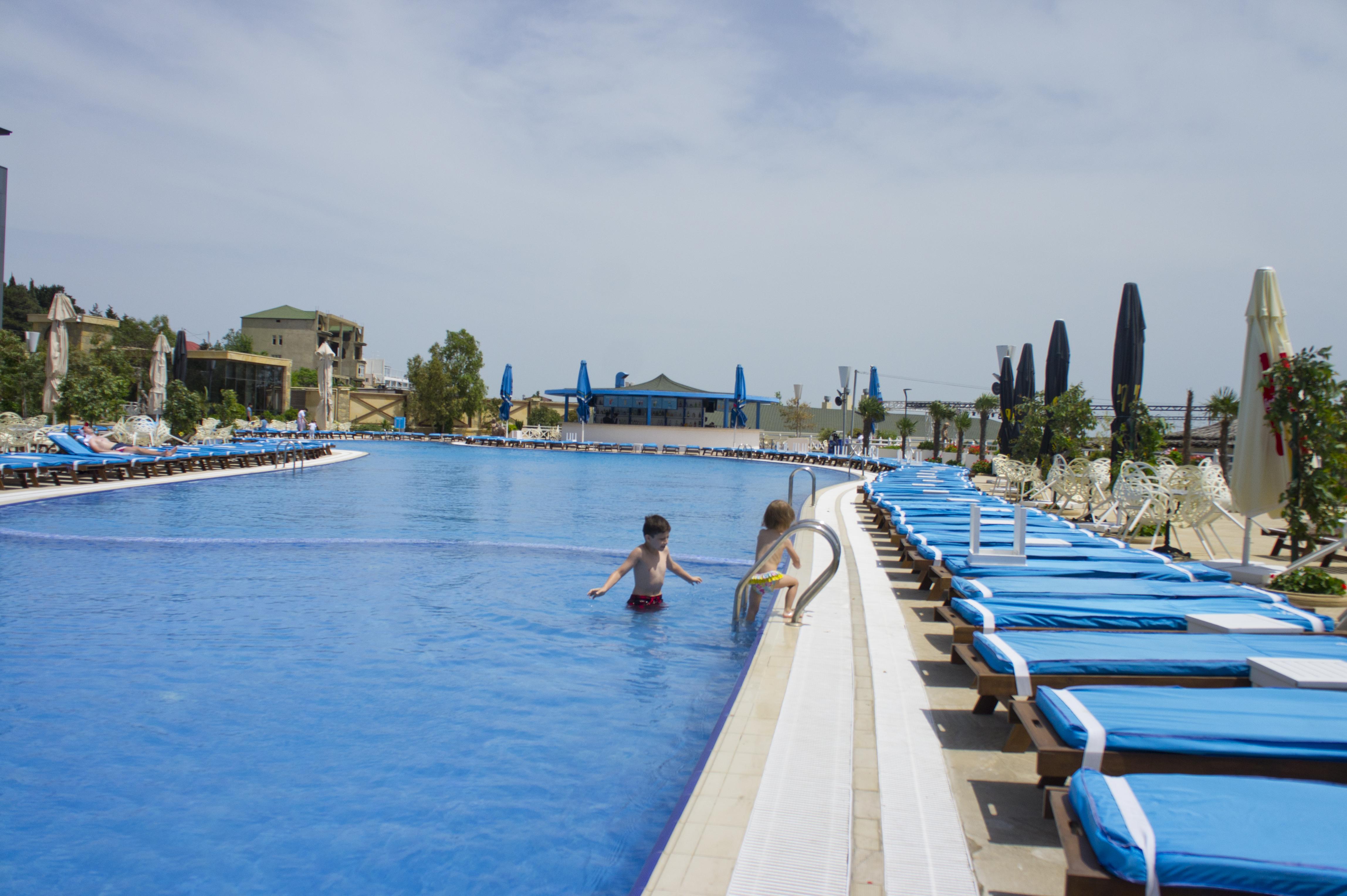 Sapphire Marine Hotel Baku Bagian luar foto