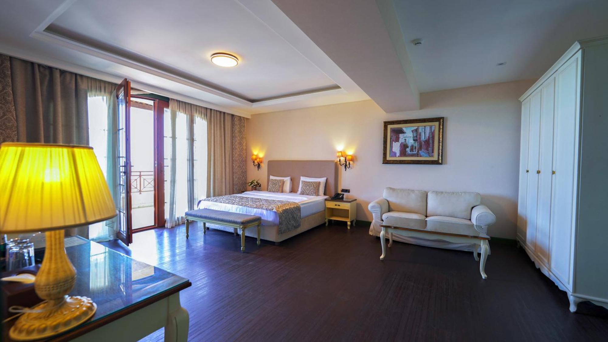 Sapphire Marine Hotel Baku Bagian luar foto